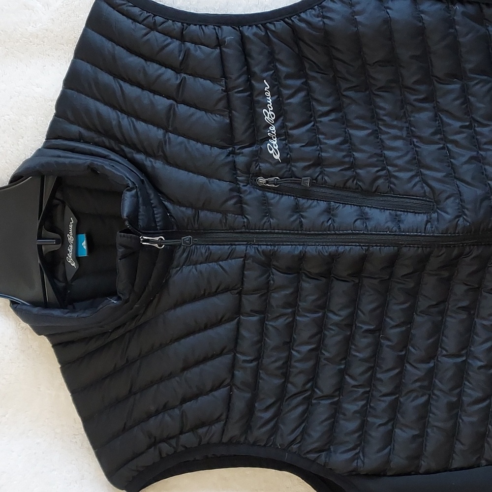 Eddie Bauer Mens Down black lightweight vest
